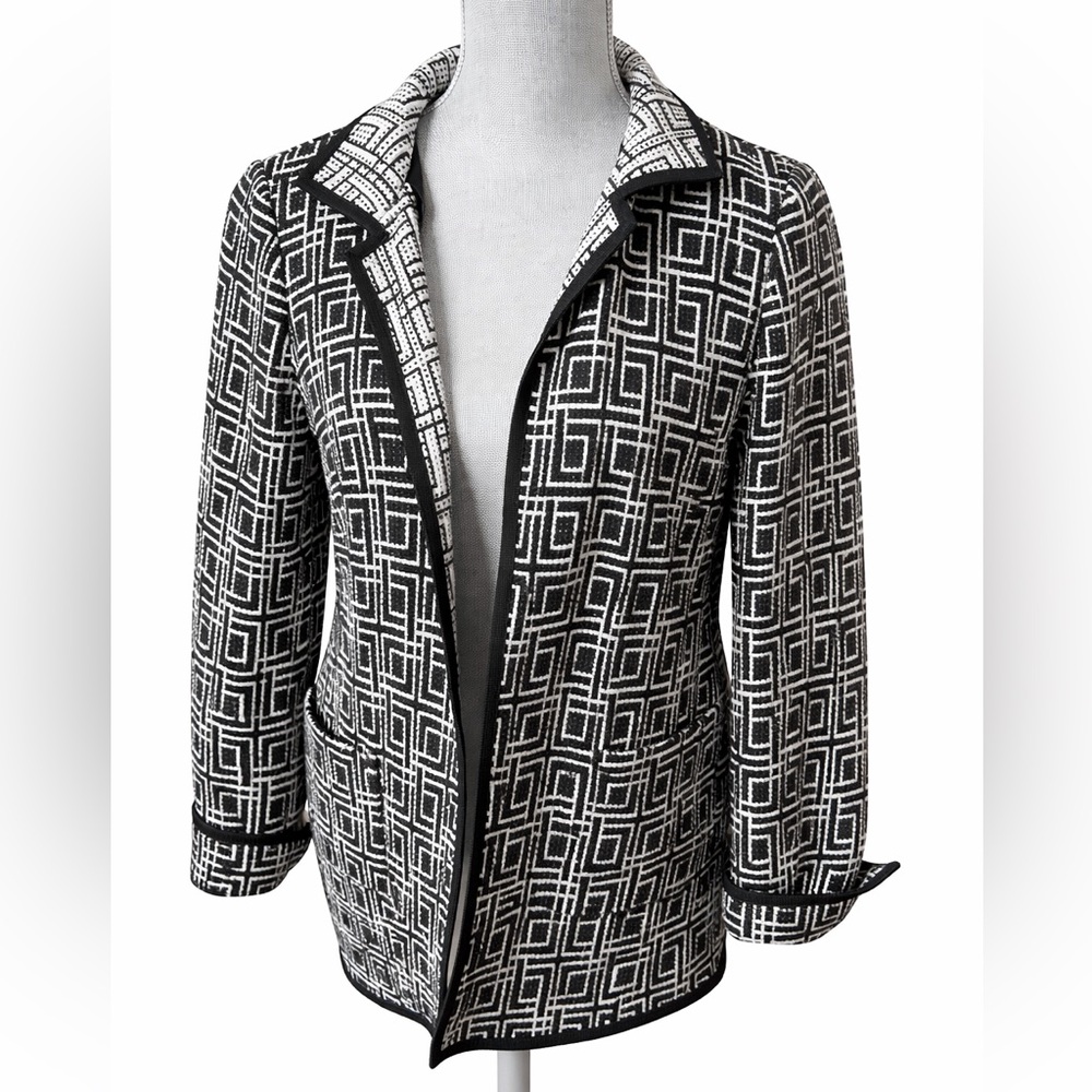 Nina McLemore Black White Geometric Knit Open Front Jacket Blazer 8